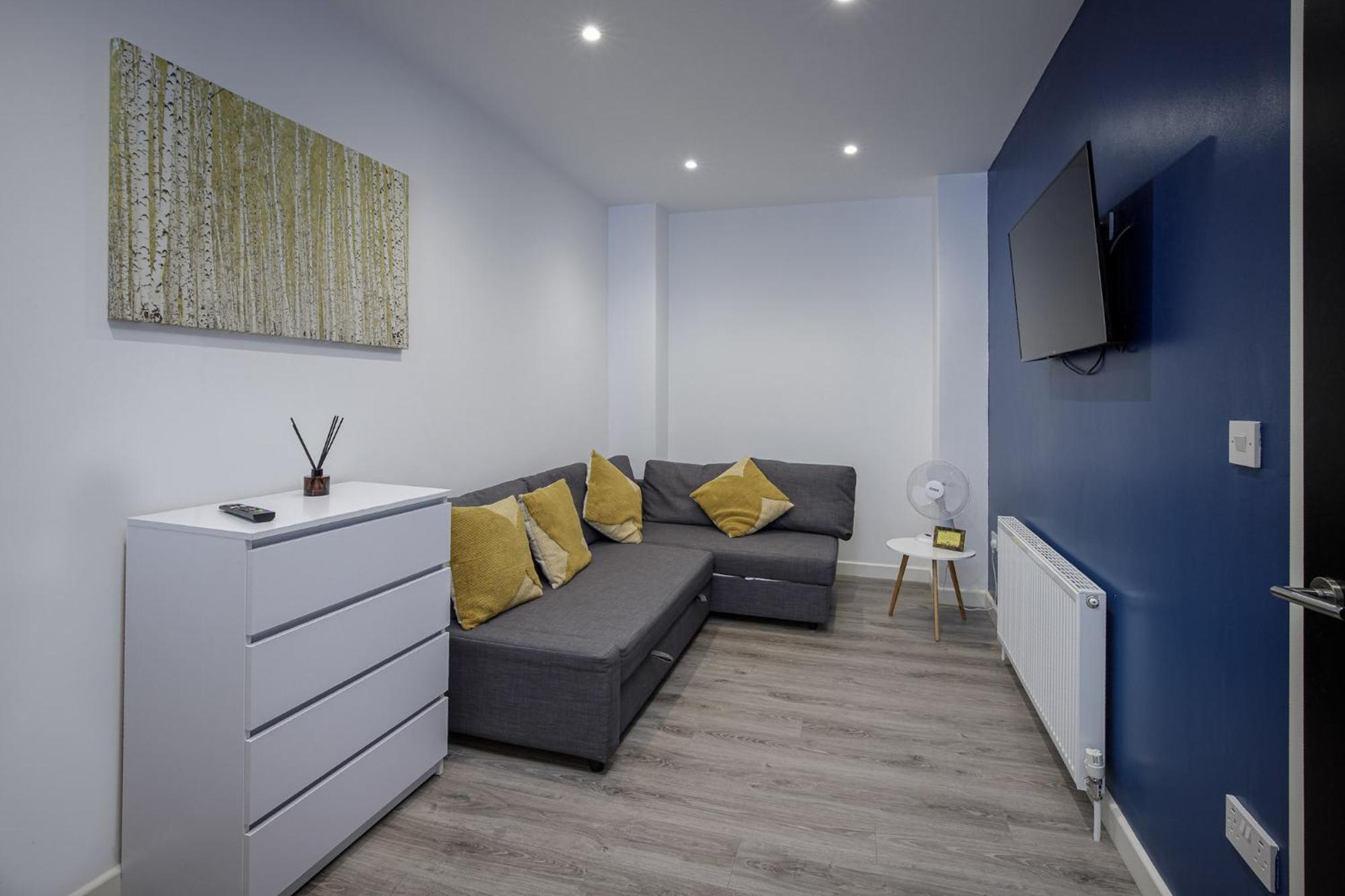 Апартаменты Abode - 20 Bairstow Street