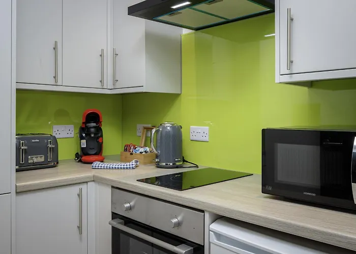 Blackpool Abode - 20 Bairstow Street
